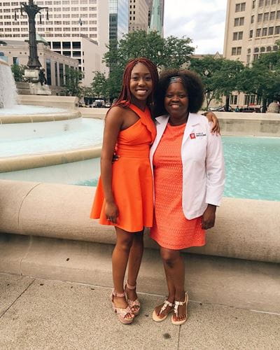 Areisa with her mother