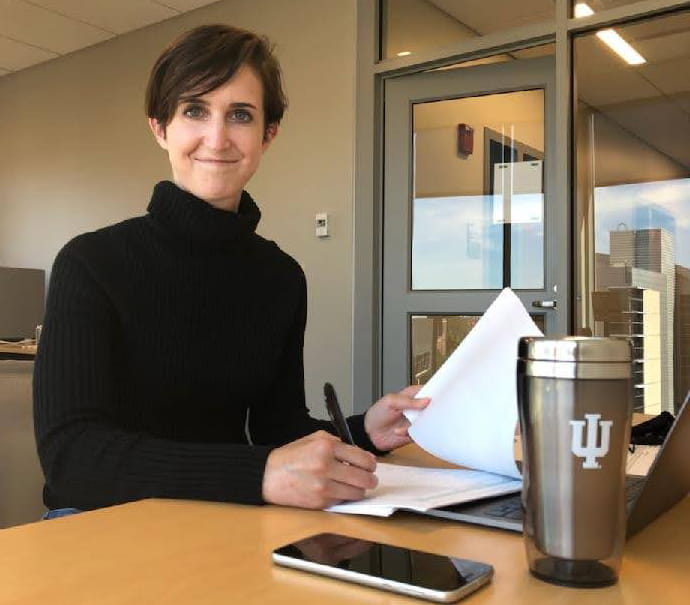 Ellen Yos works on her scholarly concentration project