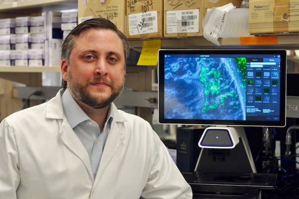 Michael Davis in the lab