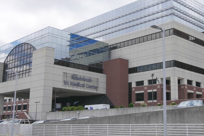 photo of va hospital entrance
