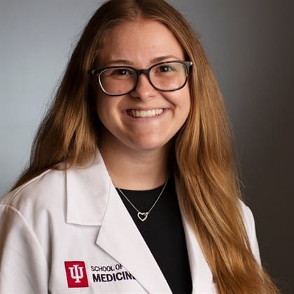 a headshot of Elsie Gasaway