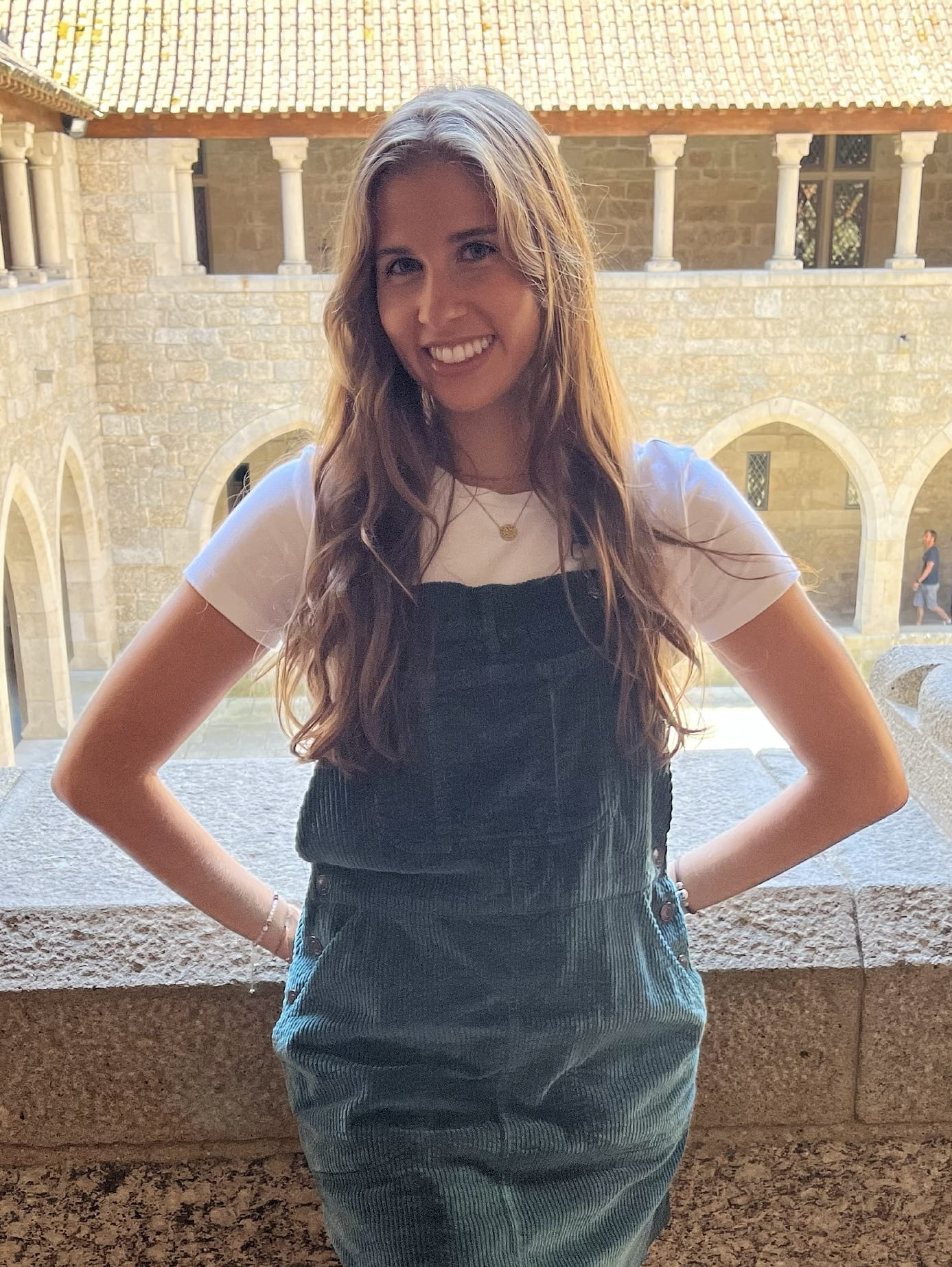 A picture of Vitoria Simas