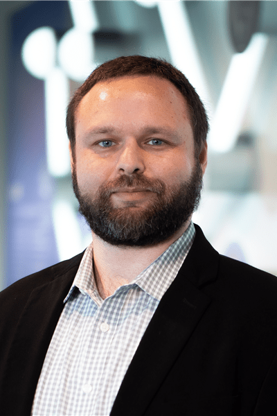 42824-Holden, Richard