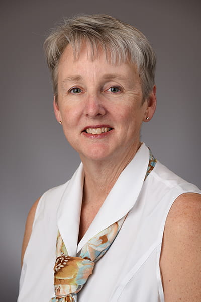 portrait of kristen olsen